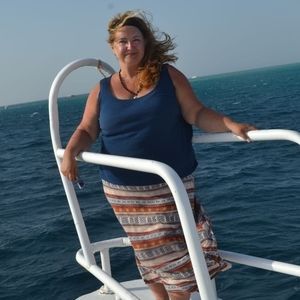 Meet your Posher, Dawn